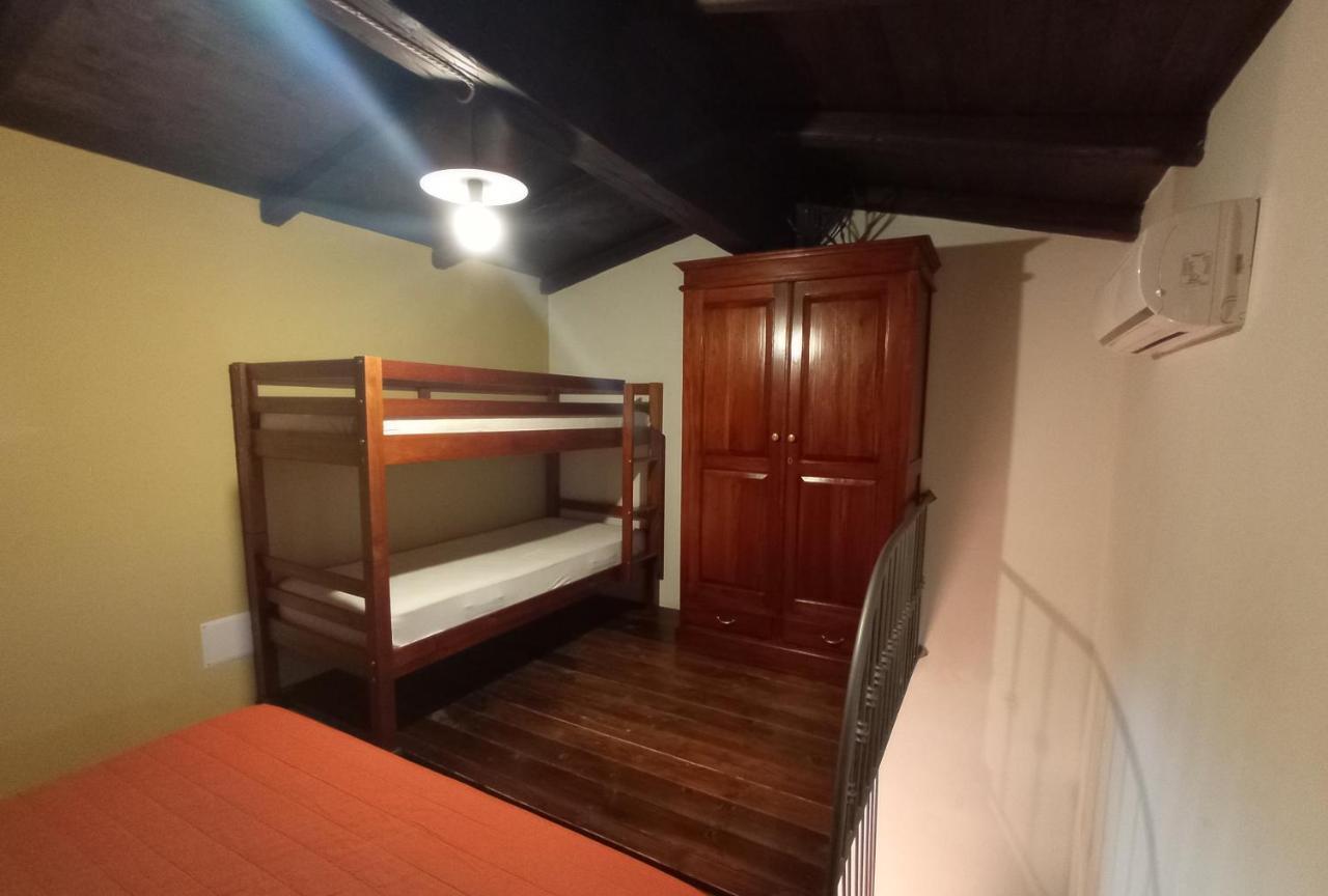B&B Badde Cubas Usini Esterno foto